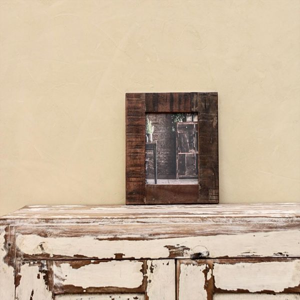 Factory photo frame medium