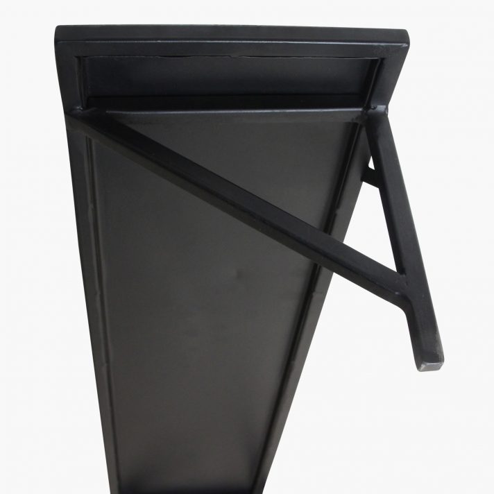 ACIR00552_6 Wandplank van zwart metaal