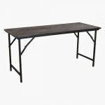 Factory markttafel met ijzeren poten