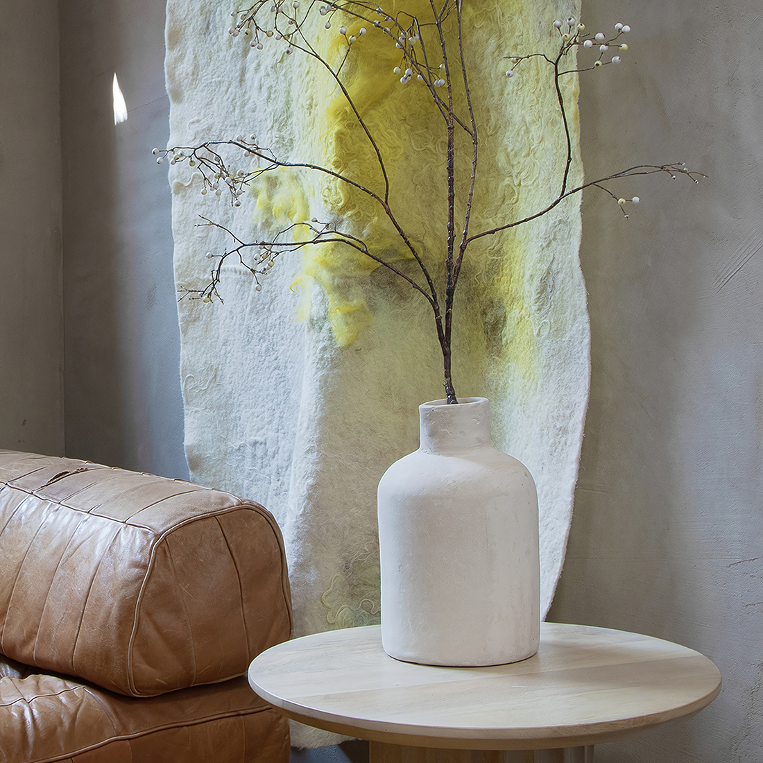 Chalk vase Kolayat