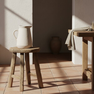 BSST00131_40 Chalk jug Alwar