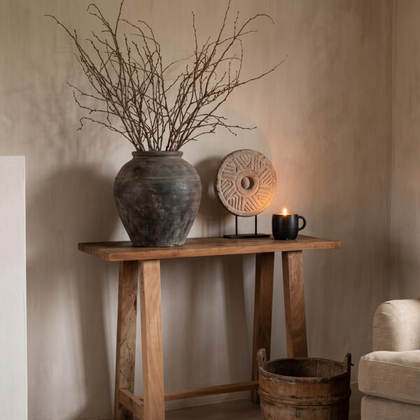 TAFA00012_51 Farmwood console