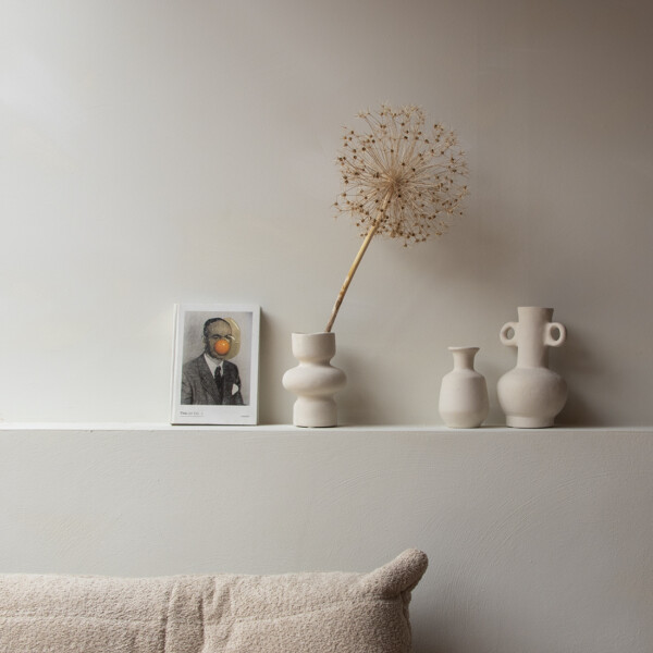 BSST00117_27 Chalk vase Malani