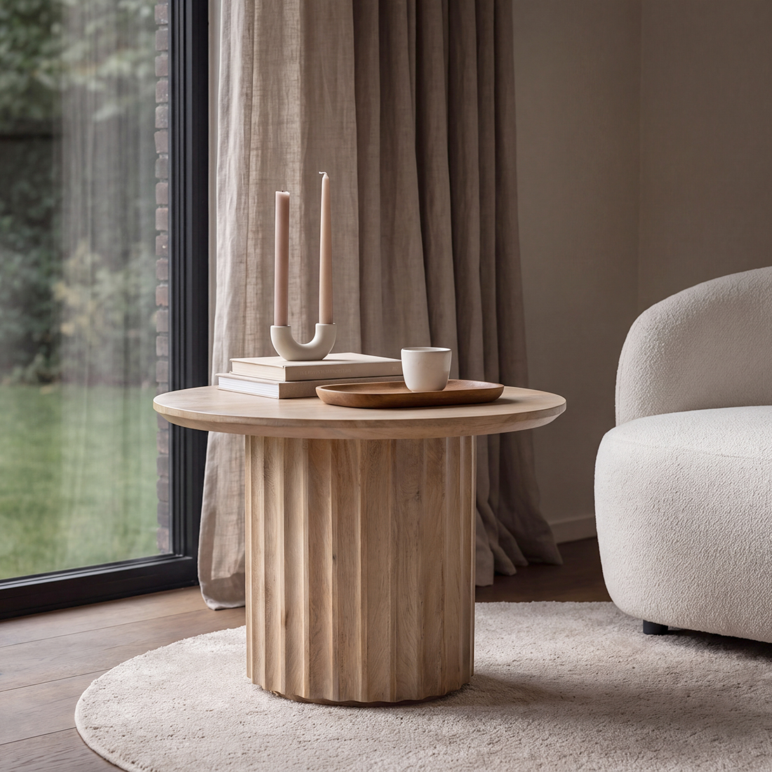 TAMW00081A_60 Bullnose side table reversed fluted