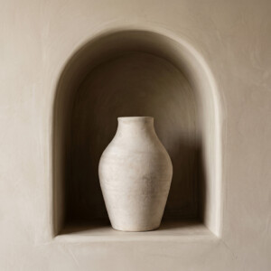 BSST00112_51 Chalk vase Sayala