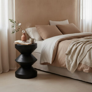 STTW00100A_31 Forma bijzettafel Rizo zwart