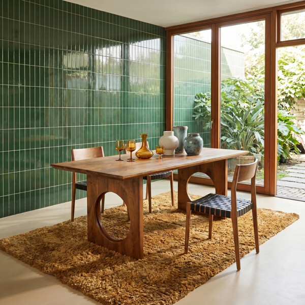 TAMW00090_45 Bullnose dining table Chamfered Loop
