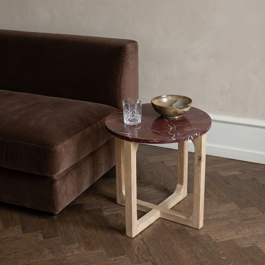 Marmeren bijzettafel rond 'Cherry'