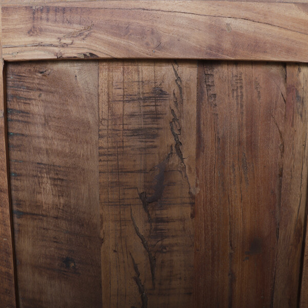 CLFA00003_9 Farmwood wooden chest of drawers